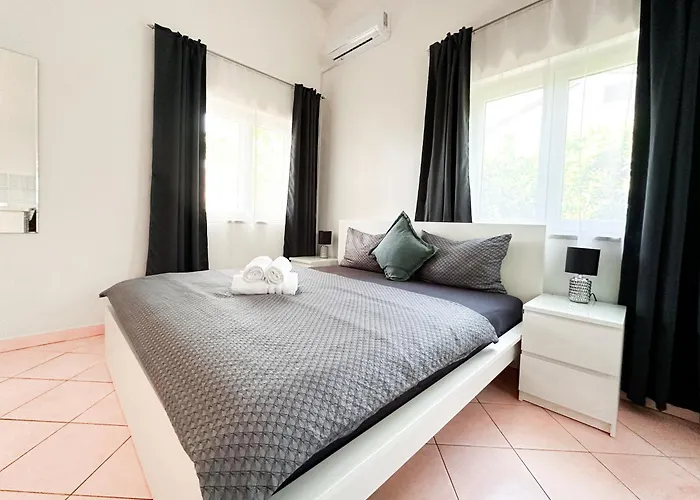 Sunside Apartament *